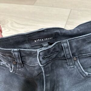 Risen cropped jeans